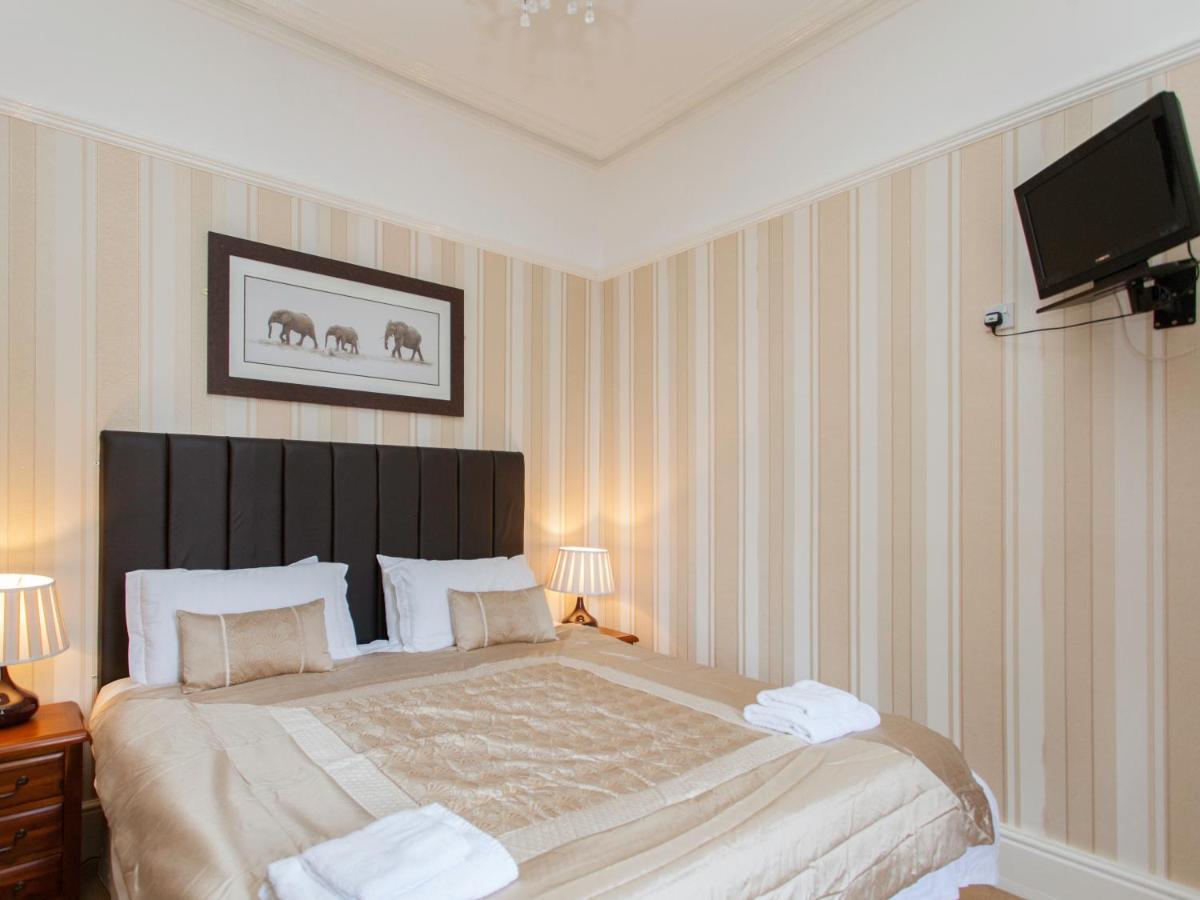 Отель Elmington House- Adults Only Торки Экстерьер фото